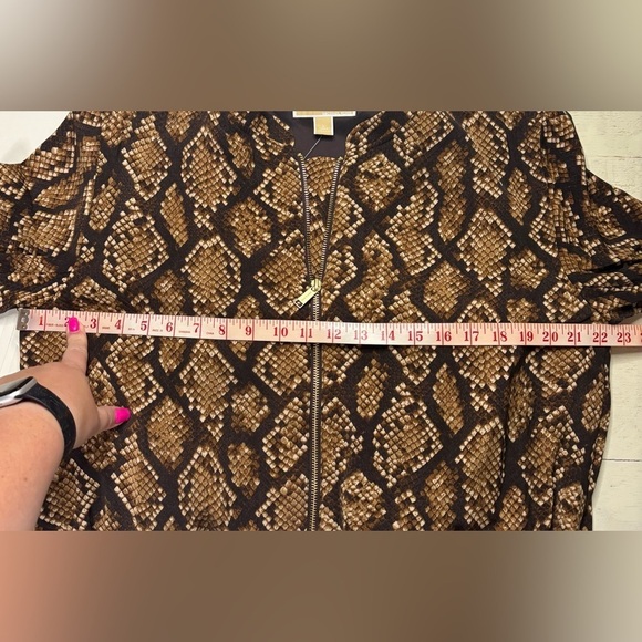 Michael Kors Snake Print  Zip Up Bomber Jacket Womens Size Large New Lightweight - Picture 3 of 6